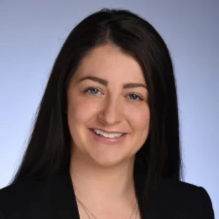 Heather Viglio Headshot